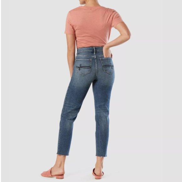 DENIZEN from Levi's High-Rise Ankle Slim Jeans - Picture 3 of 3